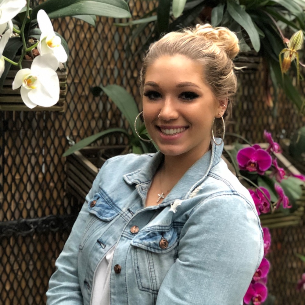 Meet your Posher, Carolyn